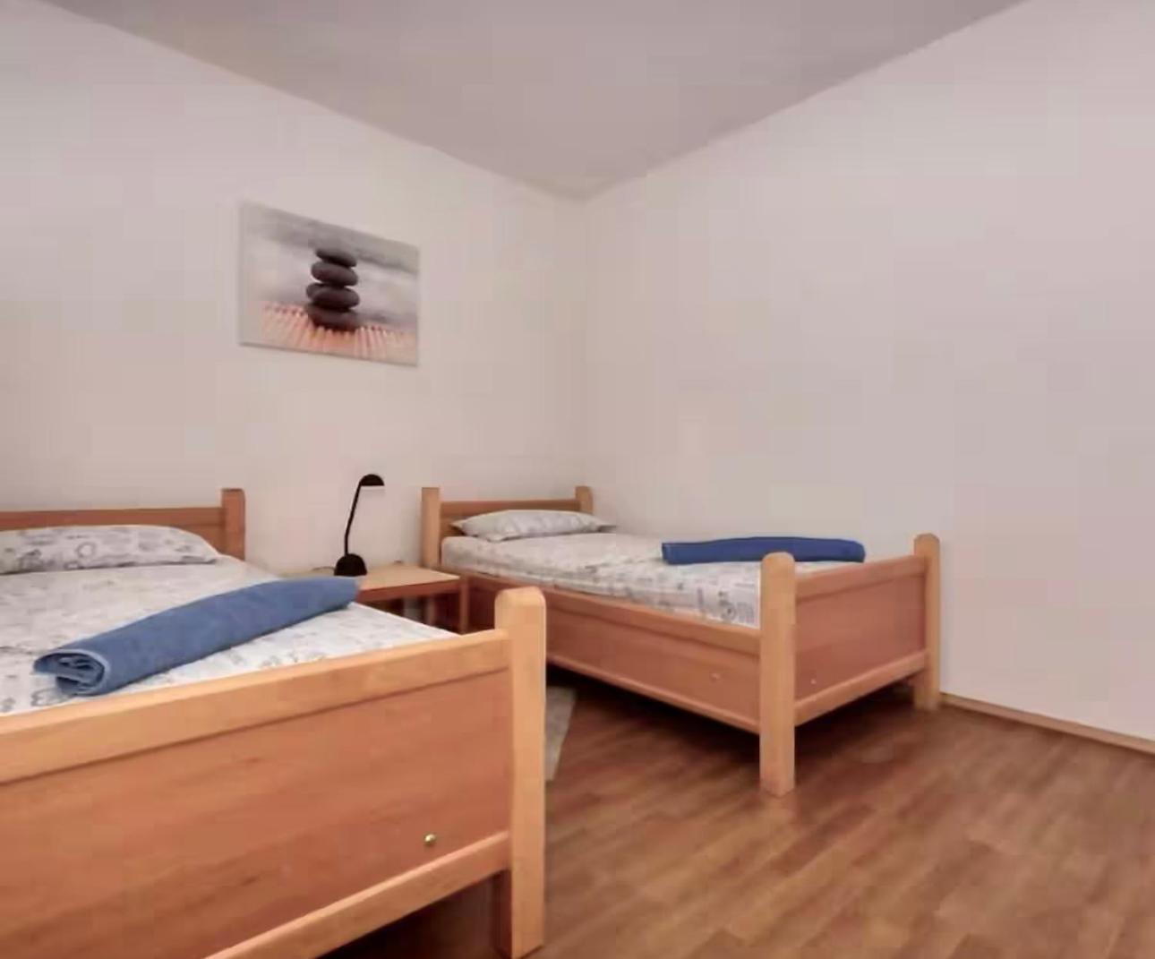 Apartmani Attila Traù Esterno foto